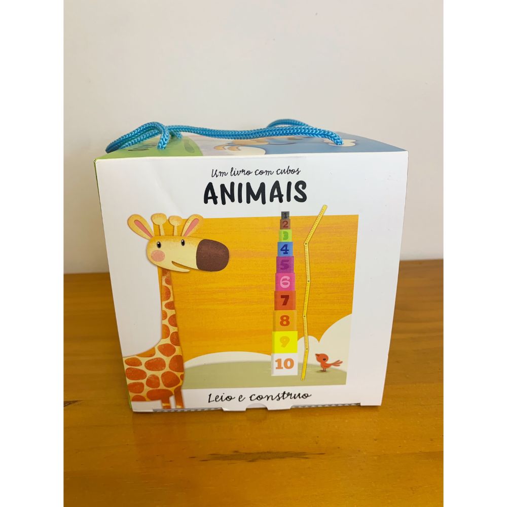 Leio e Construo: Livro com 10 Cubos para Bebês