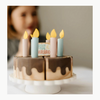 Bolo de Aniversário Fatiado Chocolate
