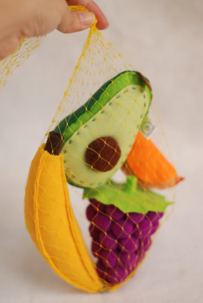 Rede de Frutas em Feltro